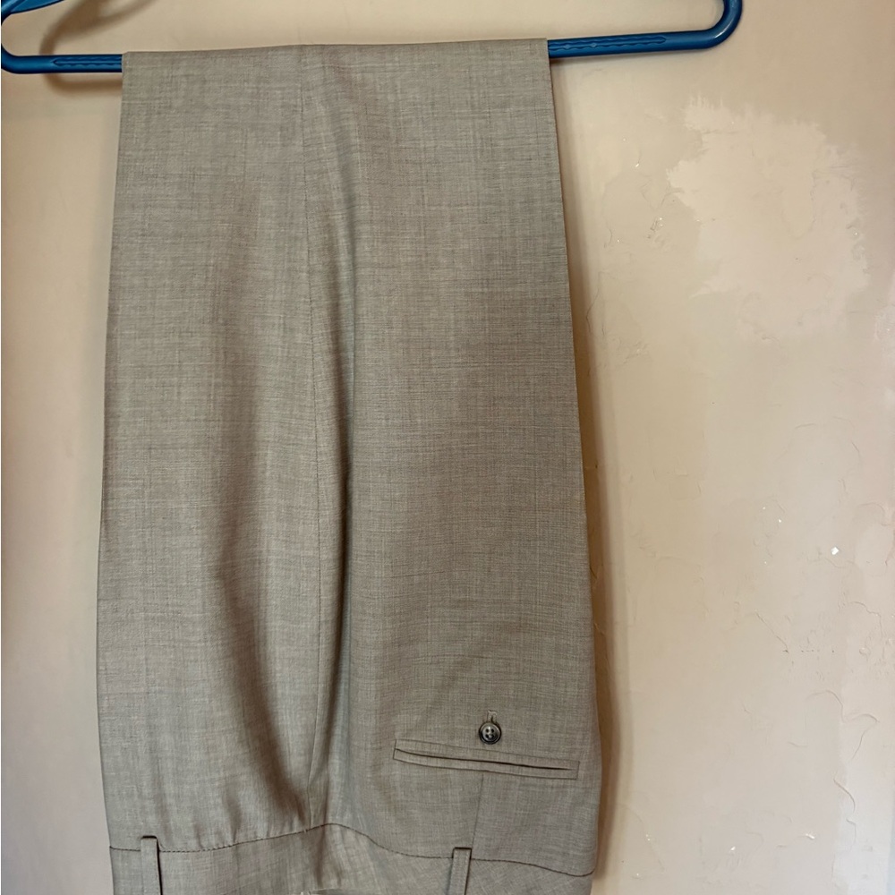 Women’s  Jones New York Gray Suit (Stretch) - Picture 12 of 12